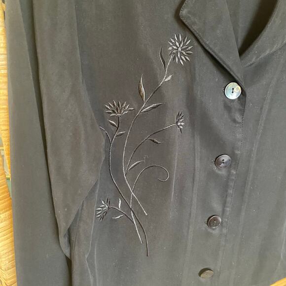 Vintage Action Wear USA Black Tencel Lyocell Embroidered Jacket shacket Medium - Picture 4 of 8